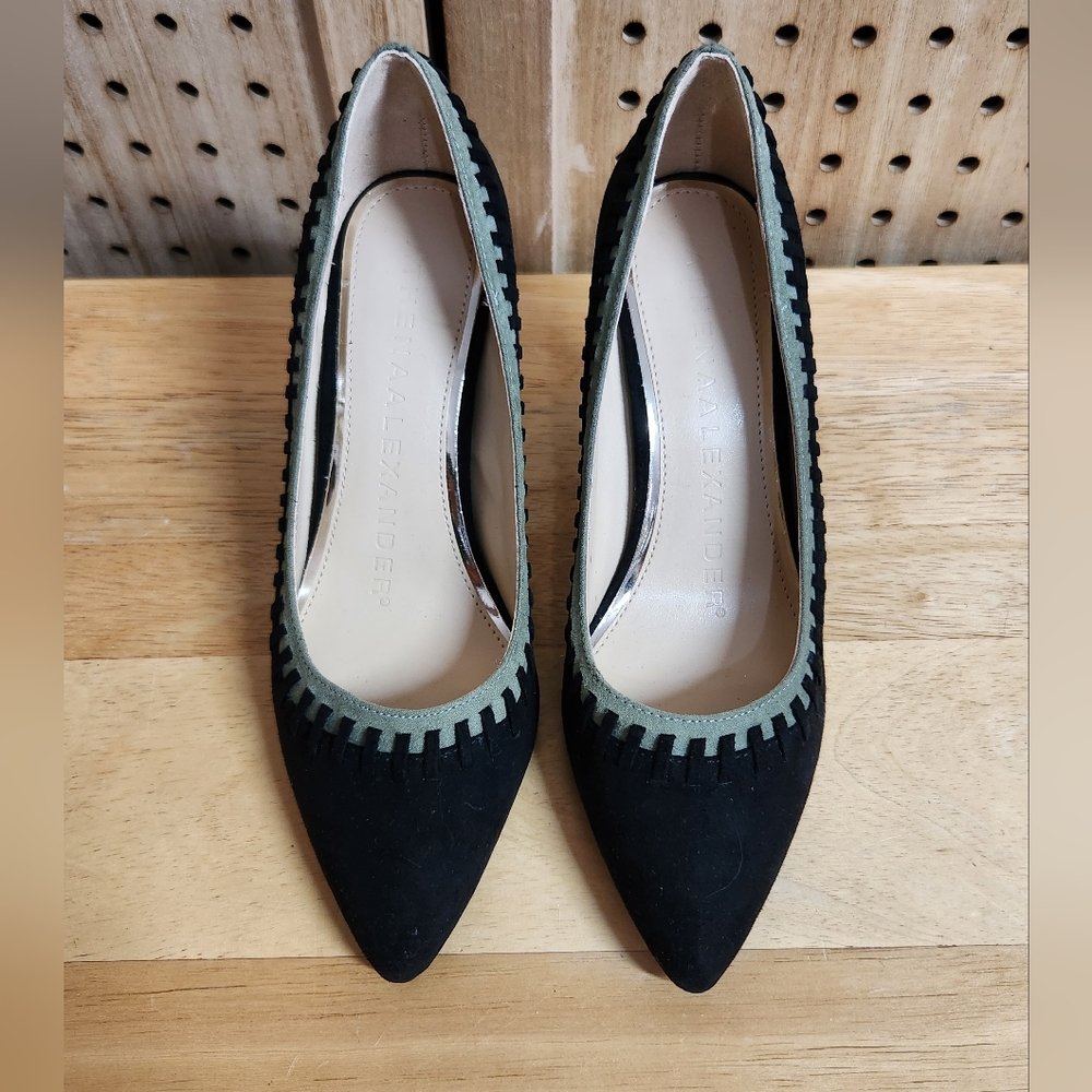Athena Alexander faux suede pump heels lace accents women Size 6.5 Black Green